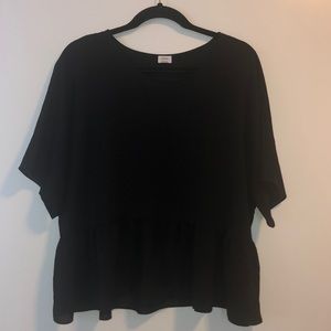 Aritzia Top - Wilfred Black ruffled top